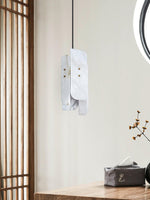 megalith-alabaster-pendant-light