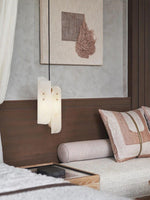 megalith-alabaster-pendant-light