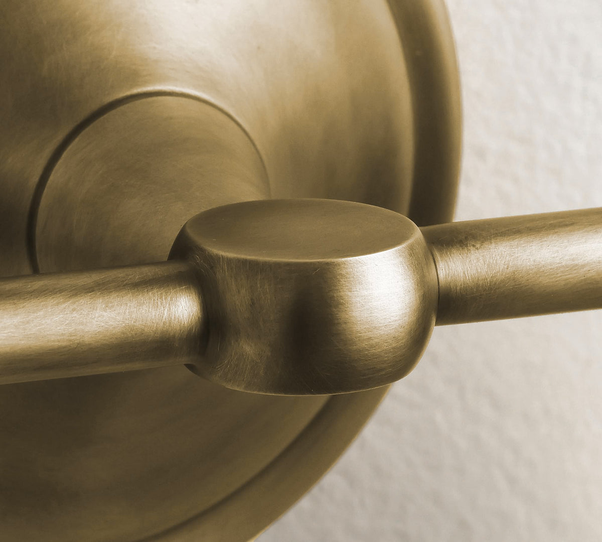 chart-short-arm-sconce