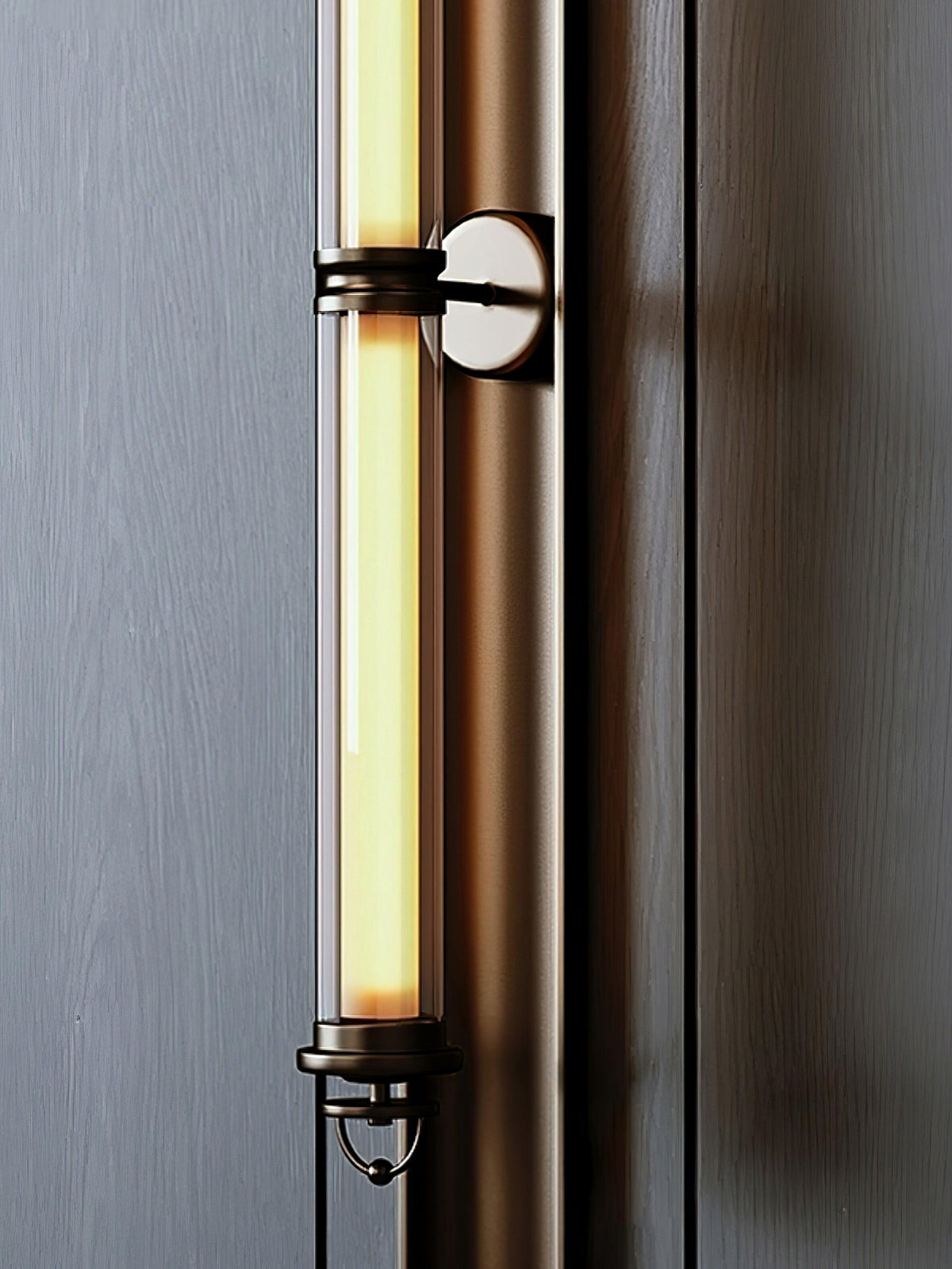 meridian-vertical-wall-sconce