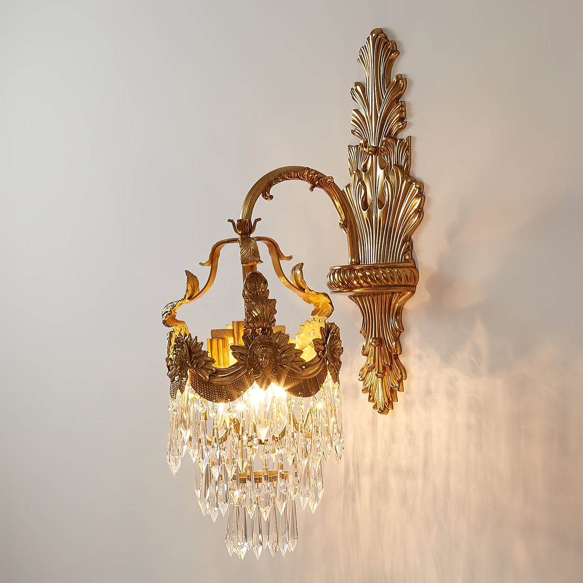 mesas-brass-wall-lamp