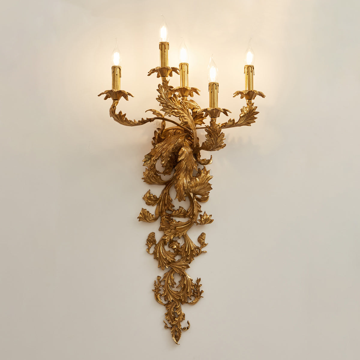metropolitan-candle-wall-lamp