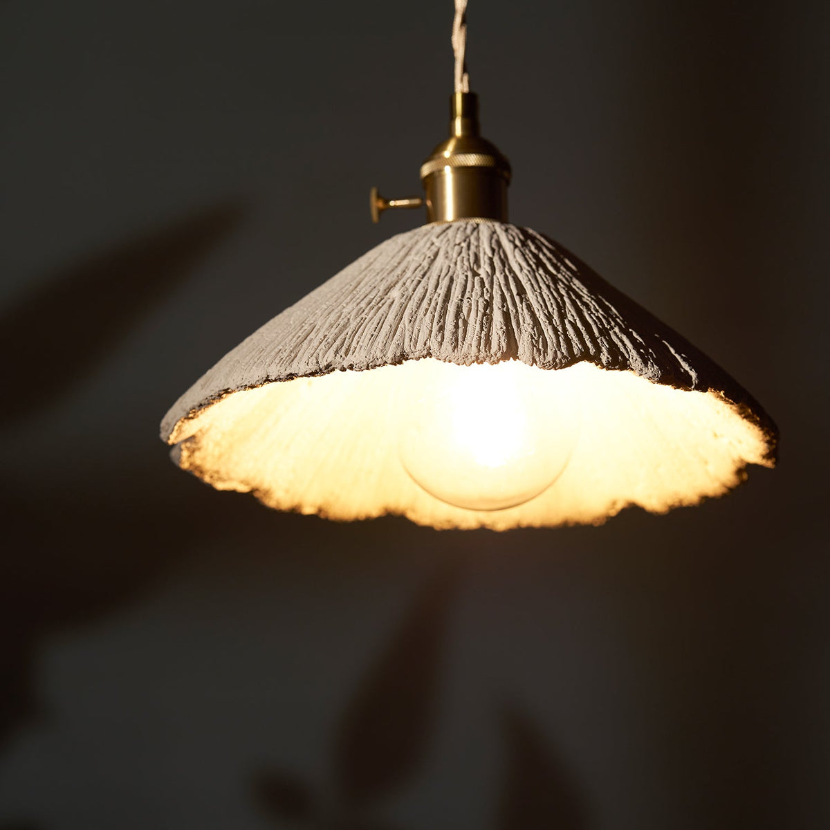 microcement-pendant-lamp