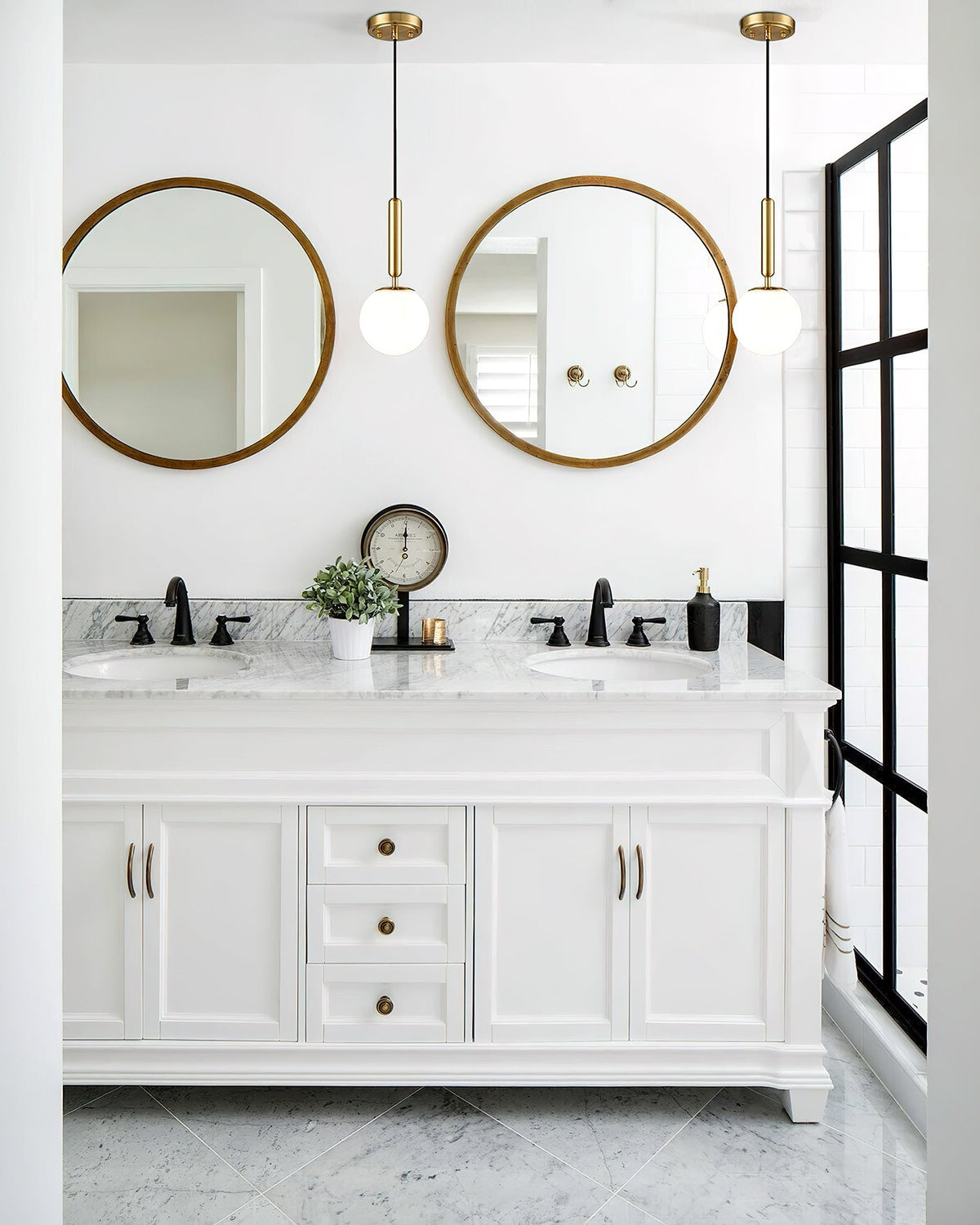 miira-pendant-light