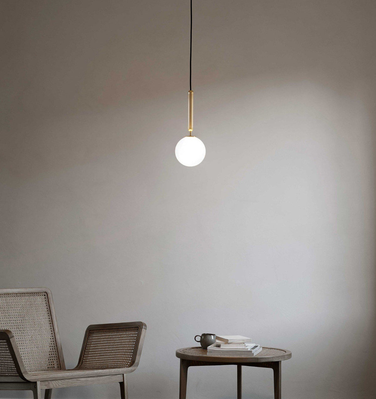 Scandiluxe Brass Pendant Light with Glass Shade – Modern Swag Ceiling Lamp
