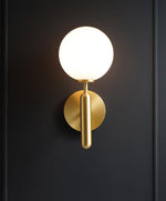Nordica Wall Lamp