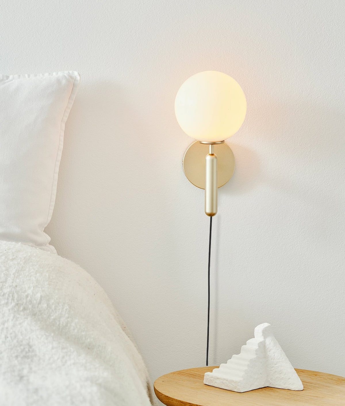 Nordica Plug-In Wall Sconce in Brass and Glass, Modern Nordic Bedroom Lamp
