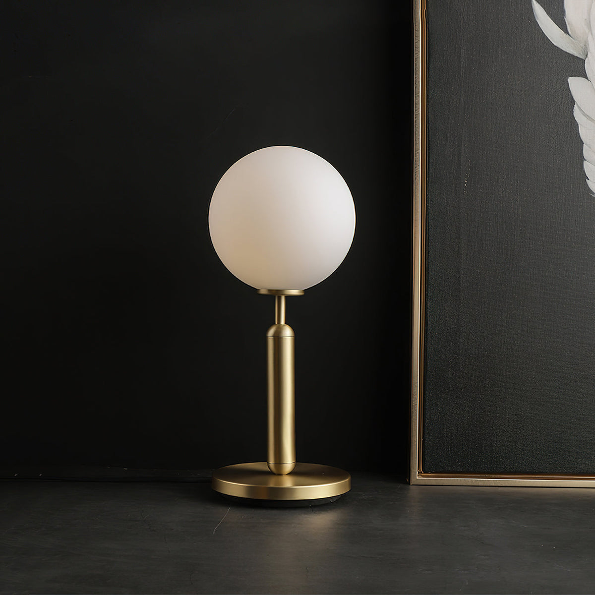 miira-table-lamp