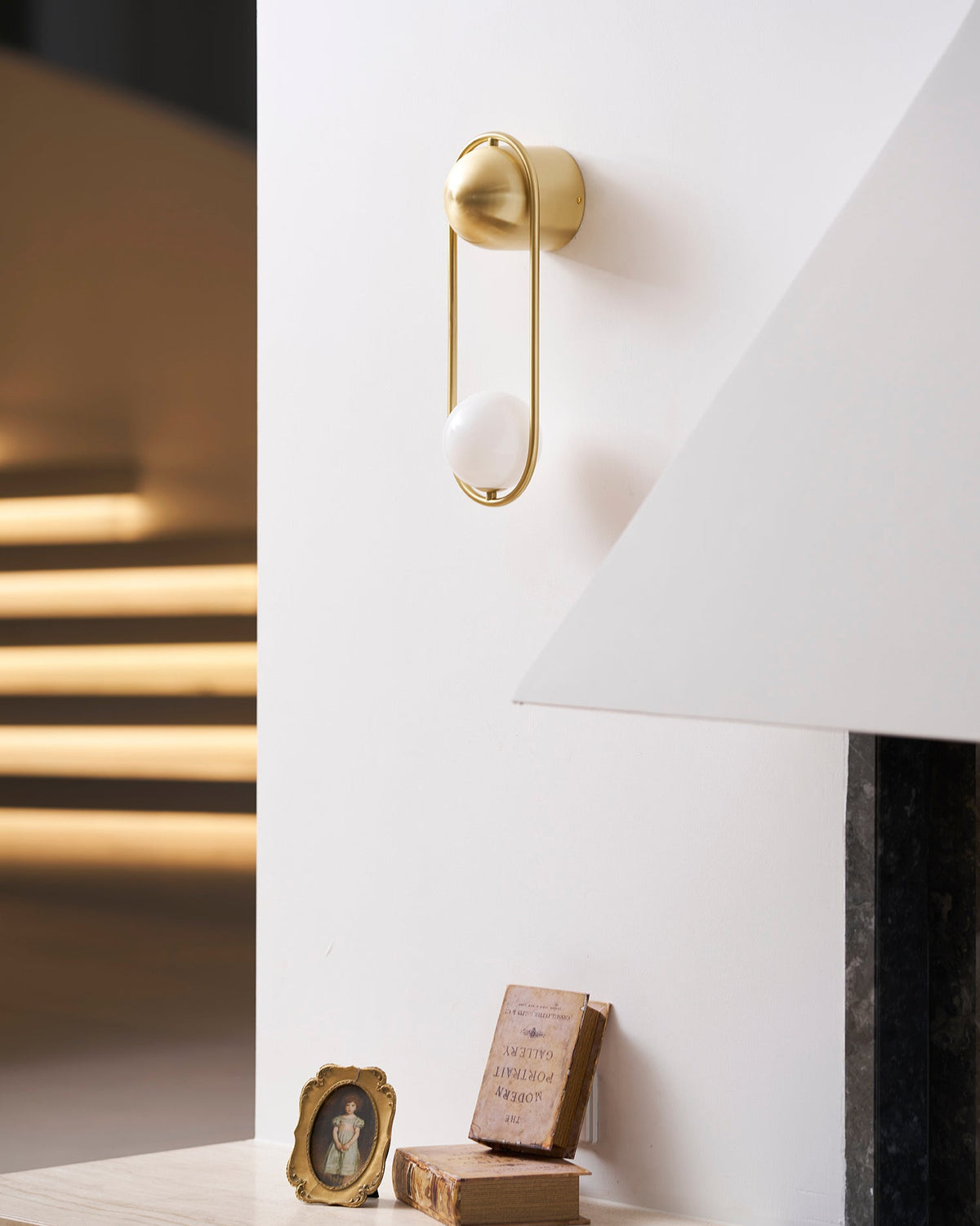 mila-wall-lamp