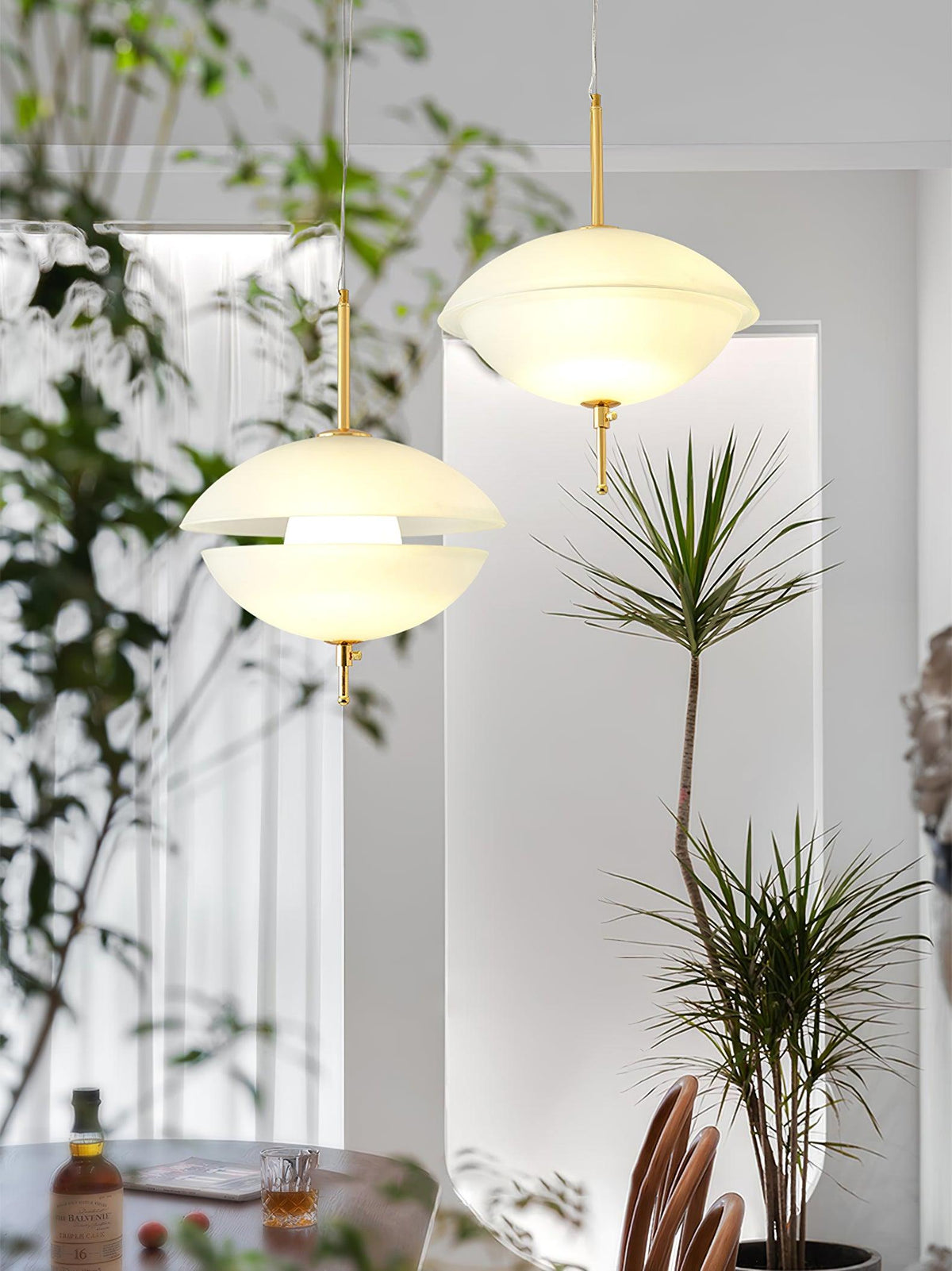 Miller Shell Pendant Light – Modern Glass & Metal Hanging Lamp for Dining, Kitchen, Bedroom