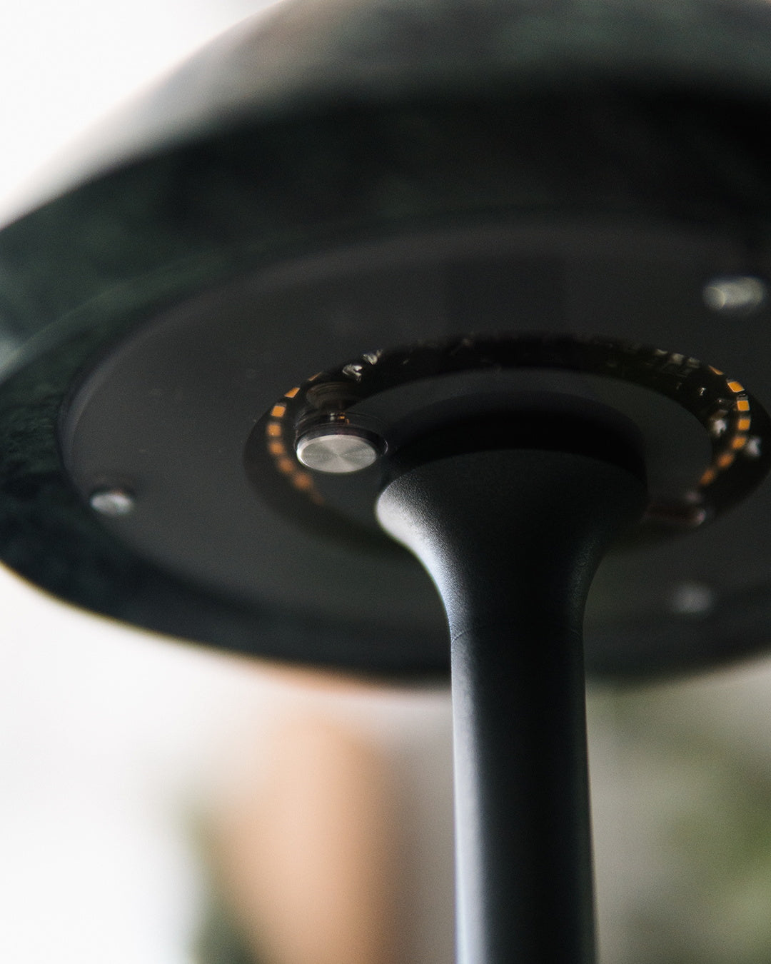 mini-fiore-table-lamp