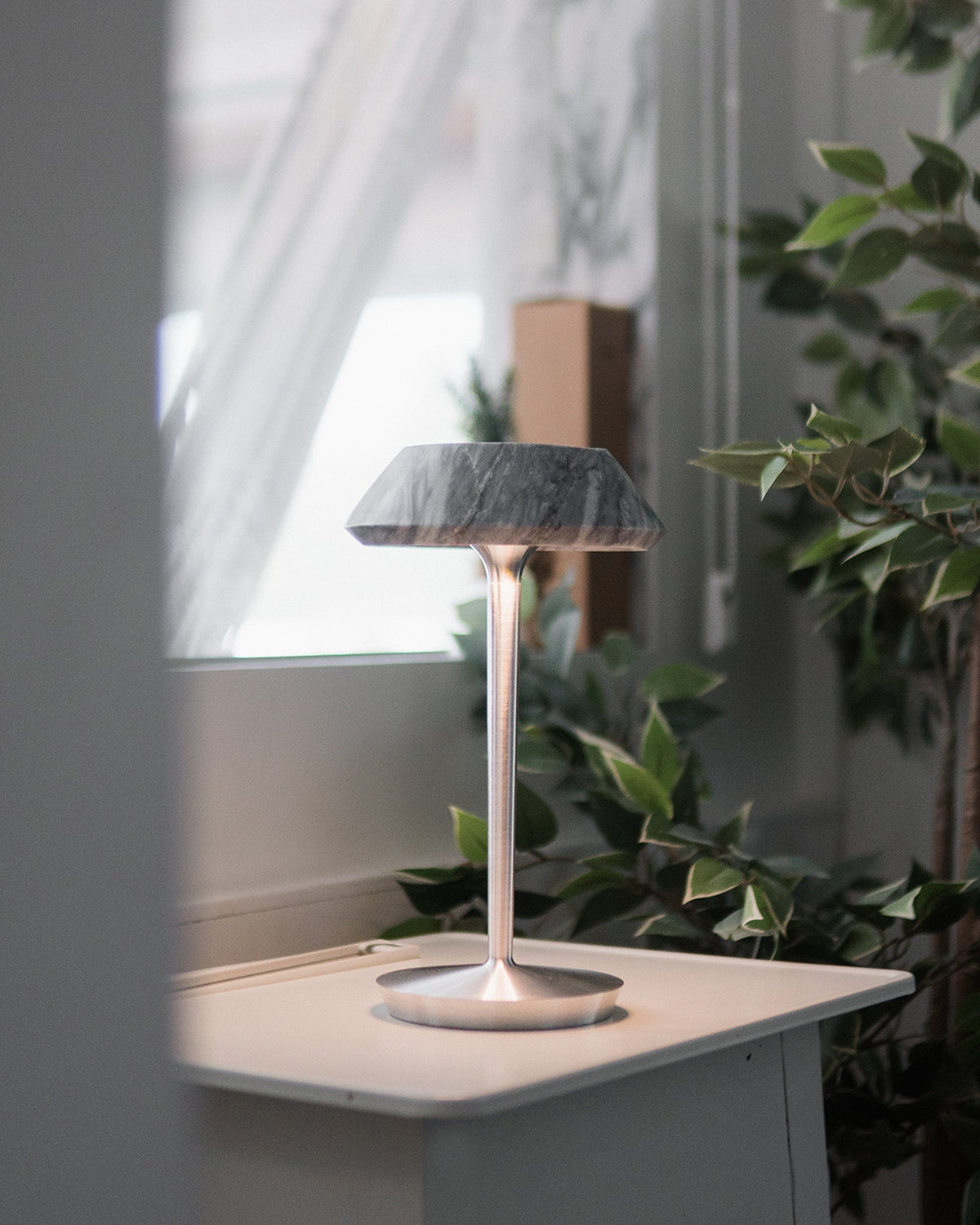 mini-fiore-table-lamp