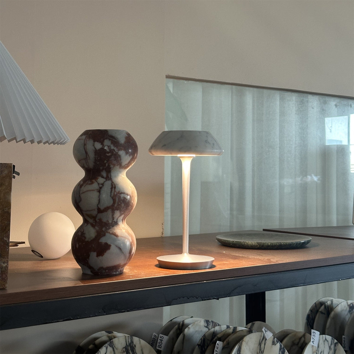 mini-fiore-table-lamp