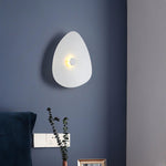minimal-flaky-wall-light