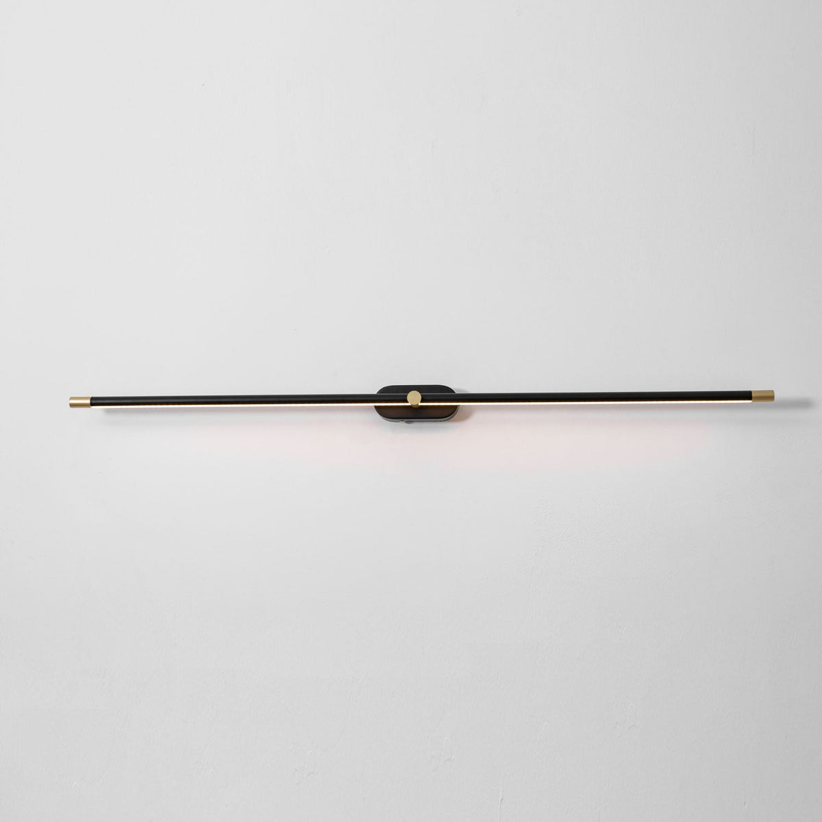 Minimalist Linear Rechargeable Wall Sconce – Cordless LED Vanity Light