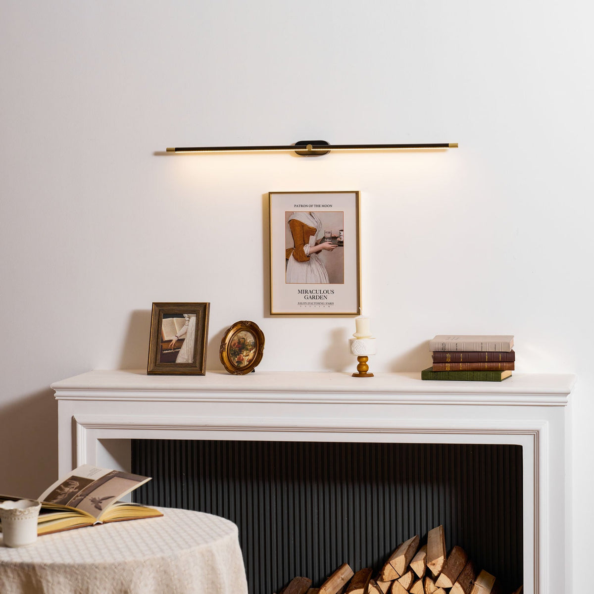 Minimalist Linear Rechargeable Wall Sconce – Cordless LED Vanity Light