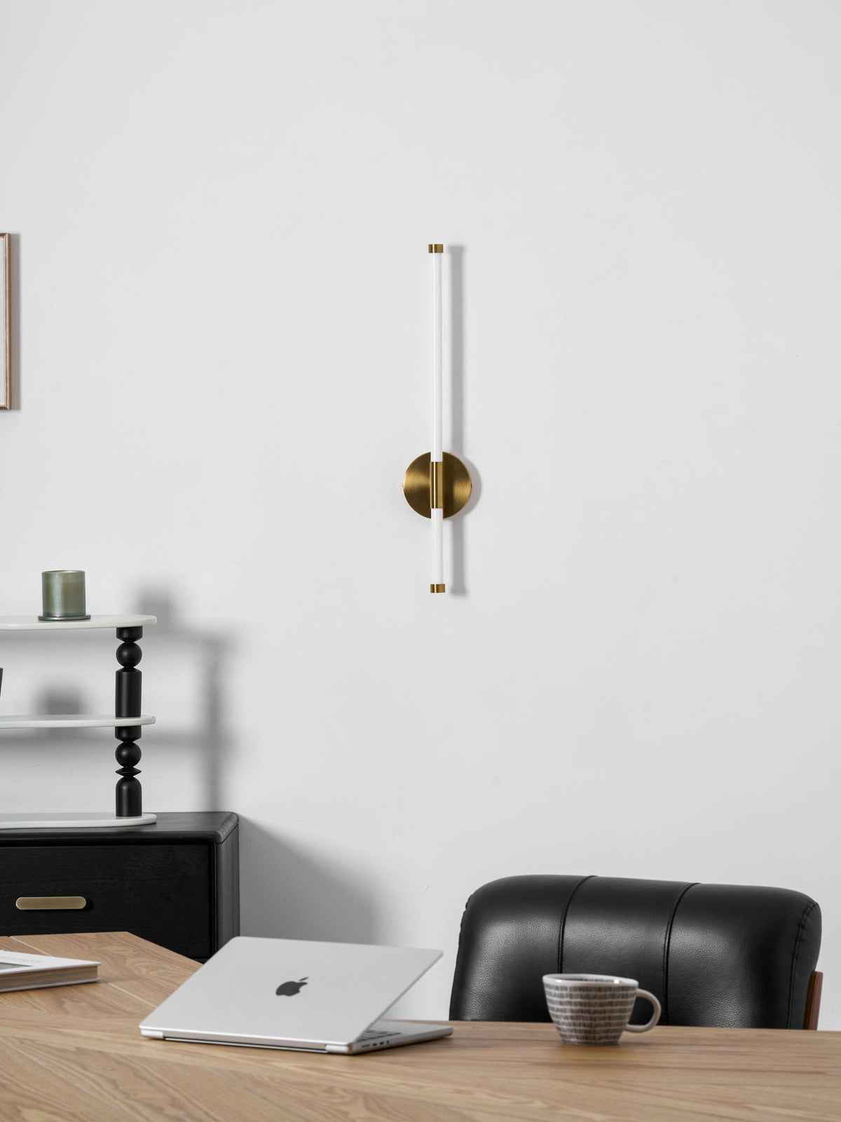 Linear LED Wall Sconce in Gold or Black for Modern Interiors