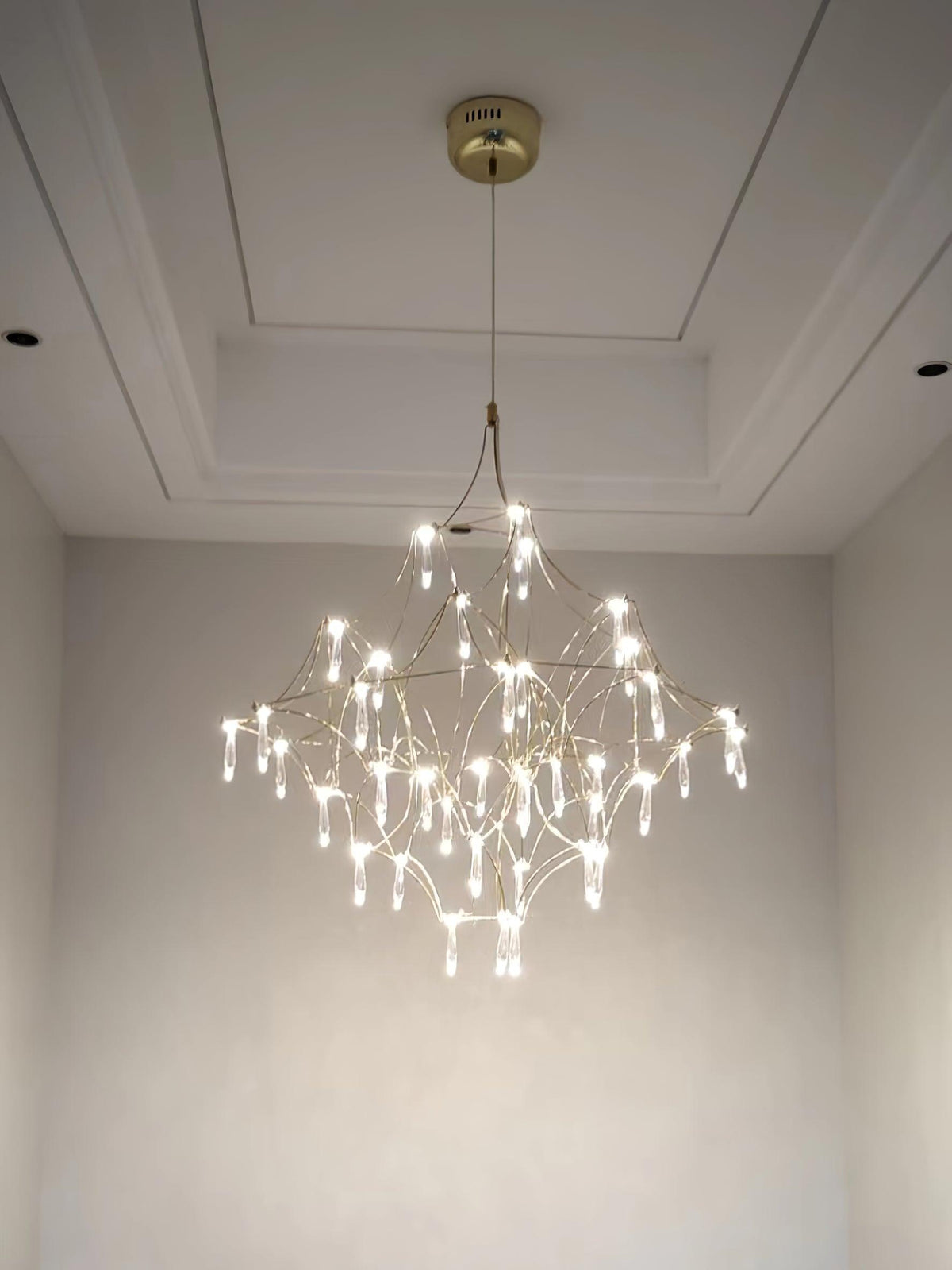 Mira_Chandeliers