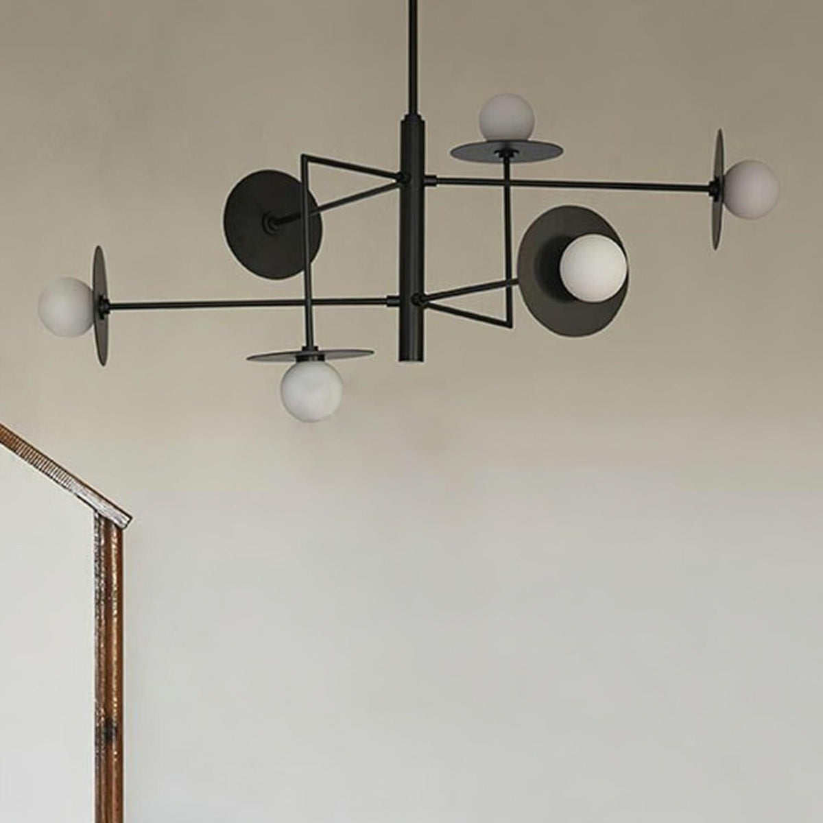 miro-chandelier