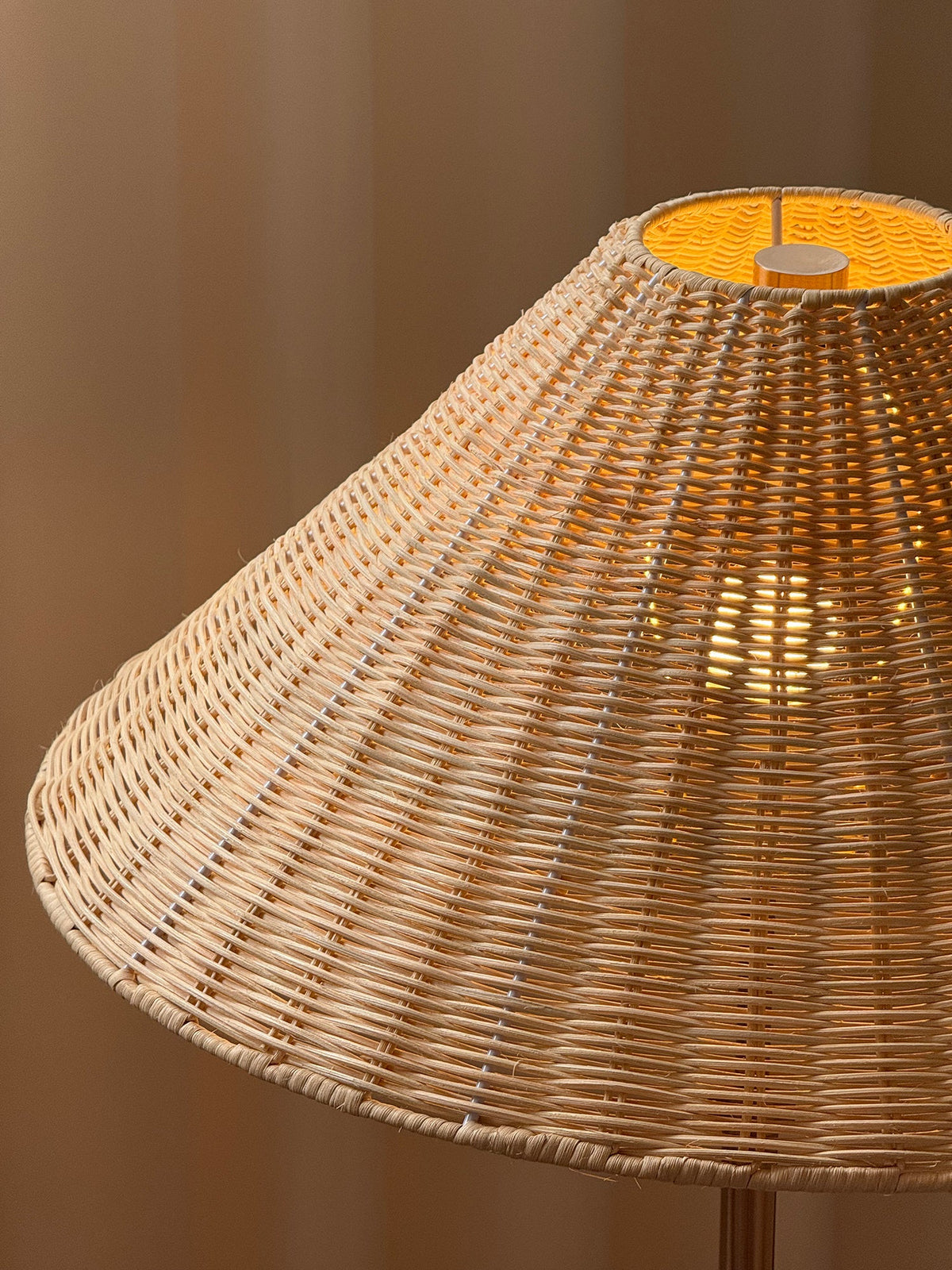 mission-marble-table-lamp