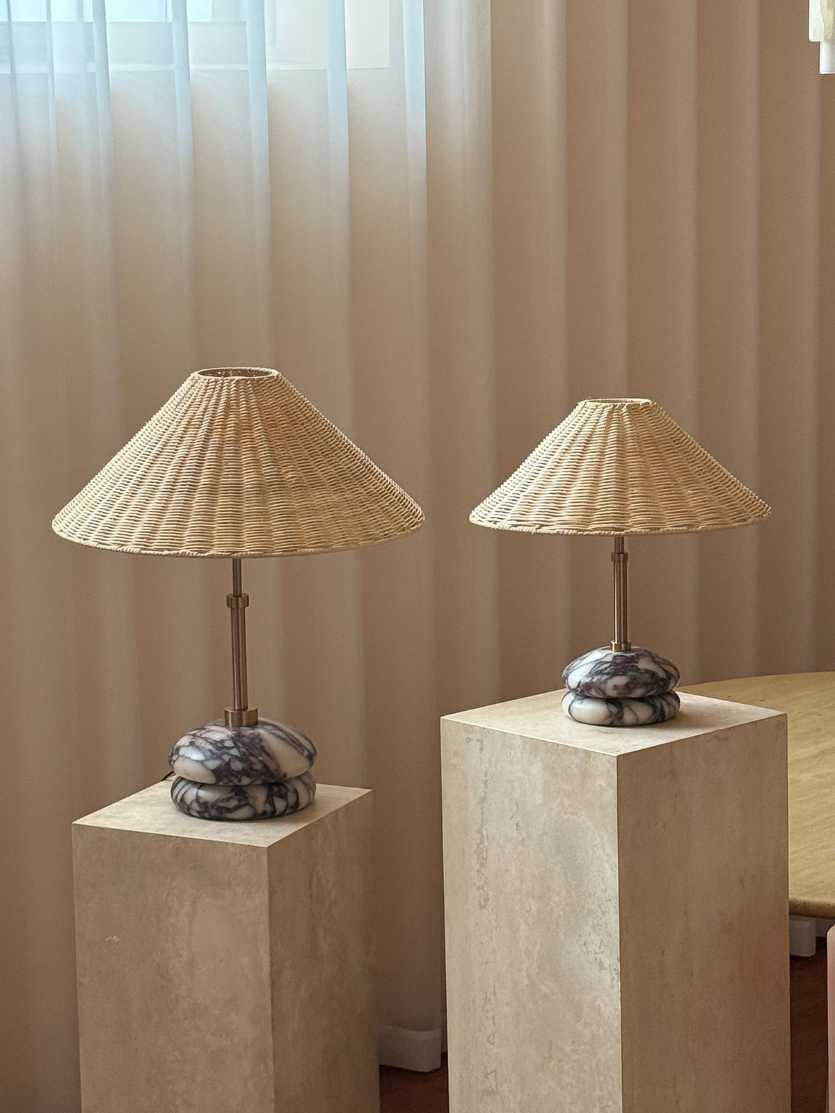 mission-marble-table-lamp