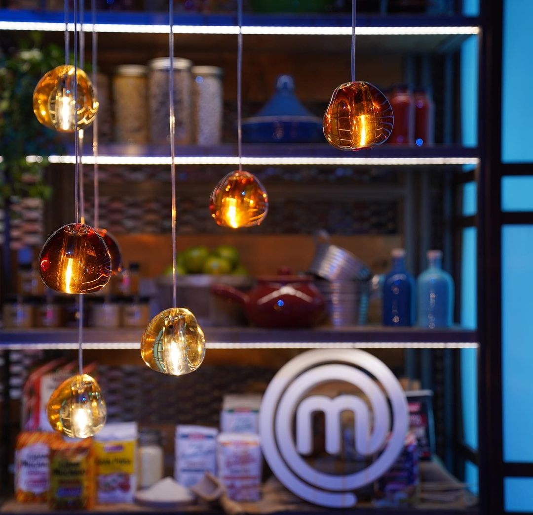Cherry Crystal Pendant Light – Handcrafted Modern Chandelier