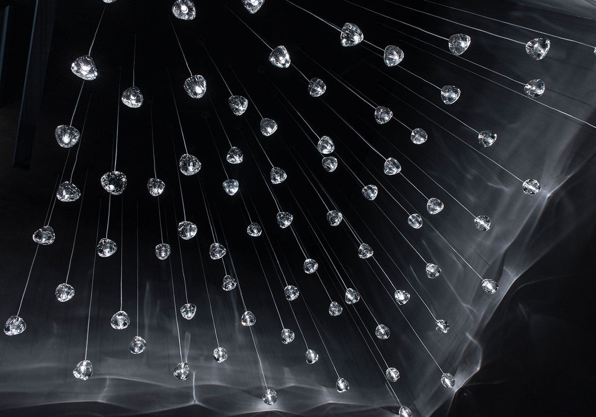 Cherry Crystal Pendant Light – Handcrafted Modern Chandelier
