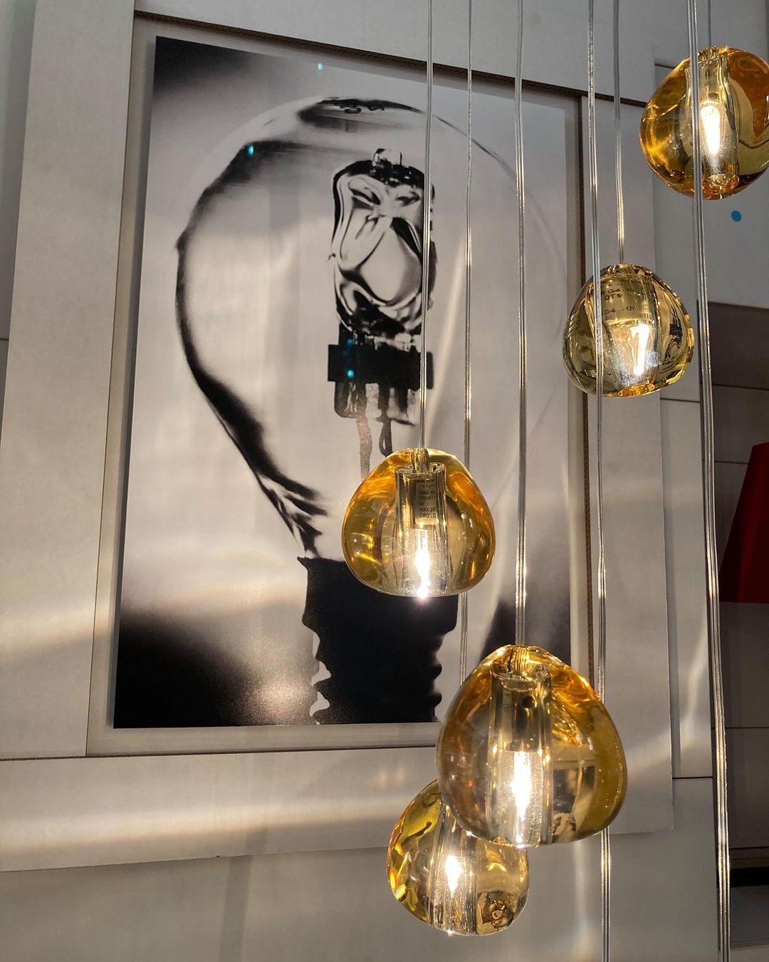Cherry Crystal Pendant Light – Handcrafted Modern Chandelier