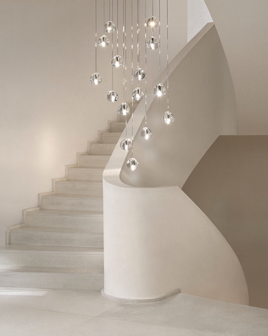 Cherry Crystal Pendant Light – Handcrafted Modern Chandelier