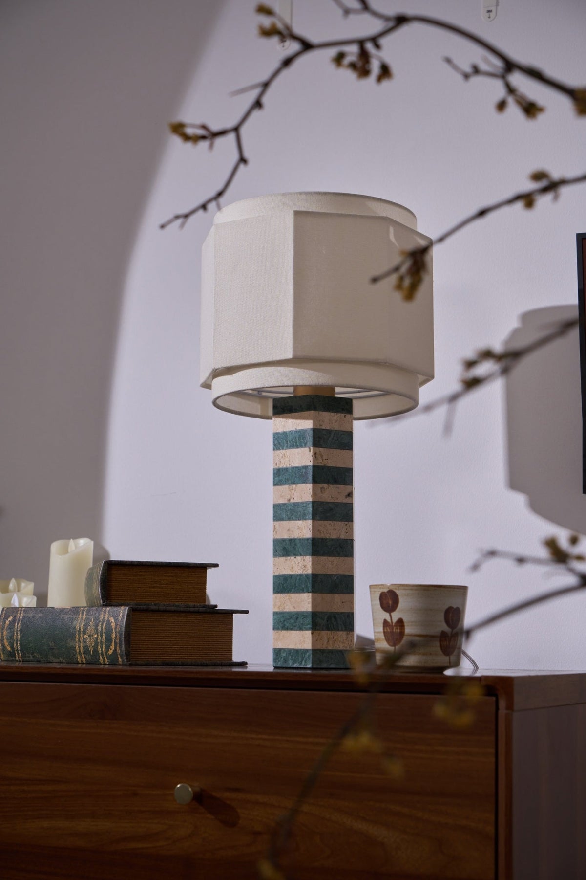 Modari Striped Stone Table Lamp – Travertine & Marble Sculptural Accent Light