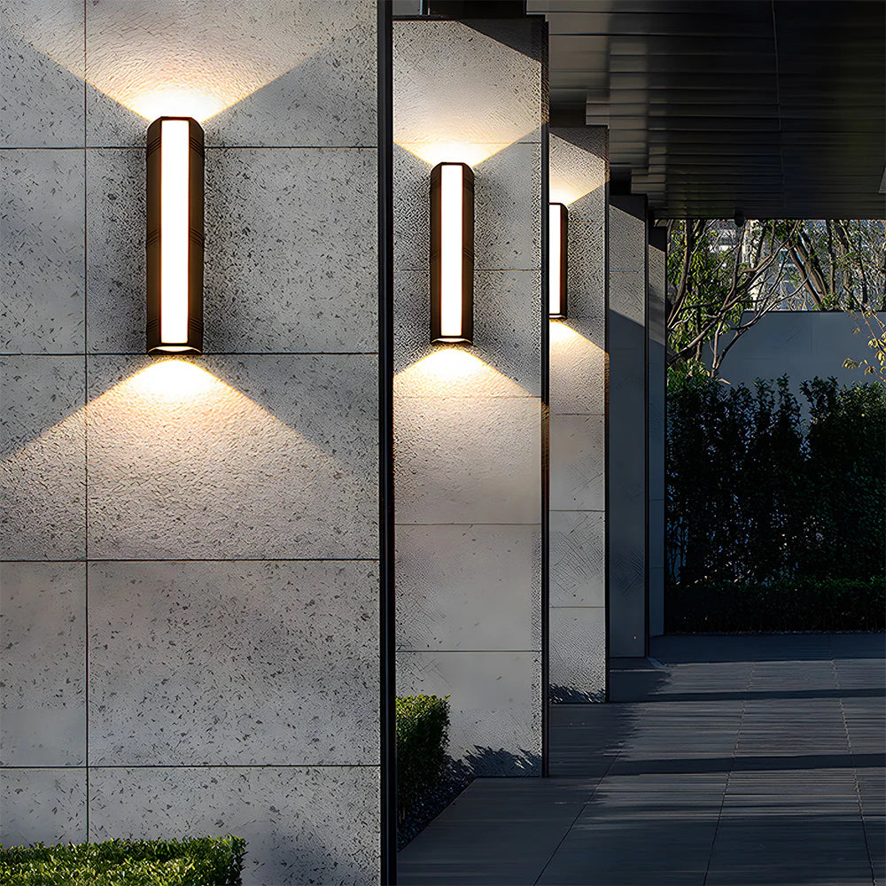 Modern Waterproof Black Outdoor Led Wall Light