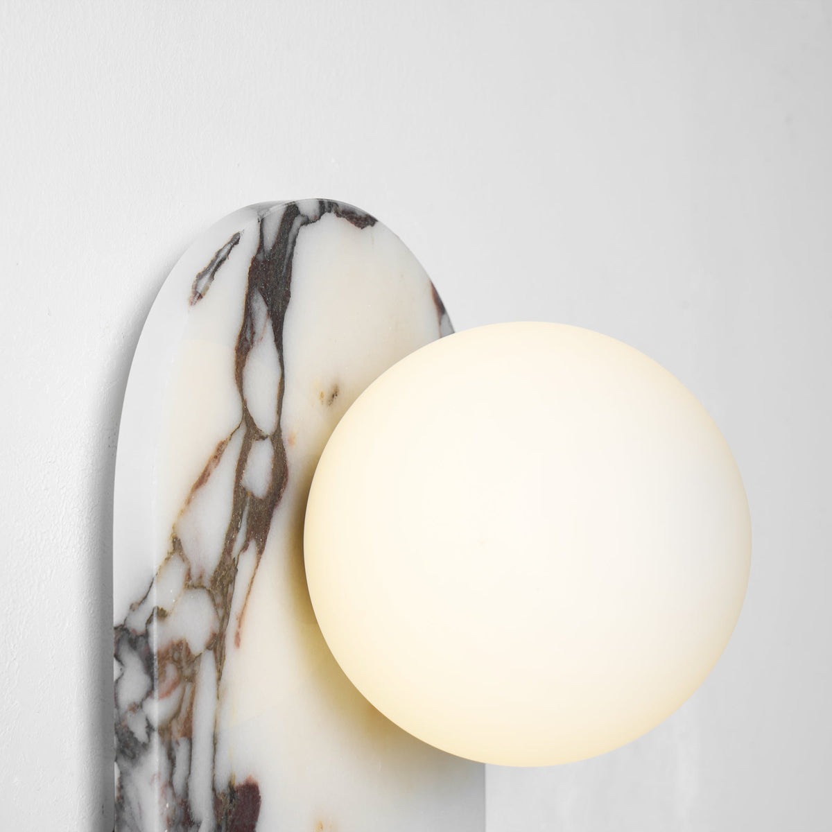 modulo-marble-wall-lamp