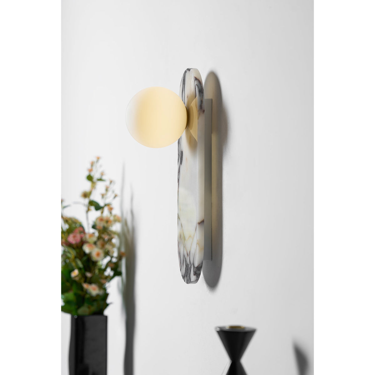 modulo-marble-wall-lamp