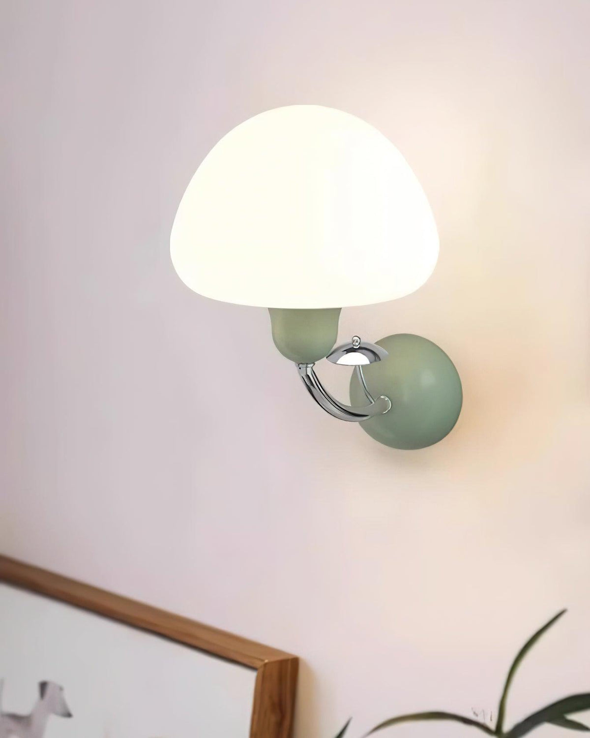 molly-mushroom-wall-lamp