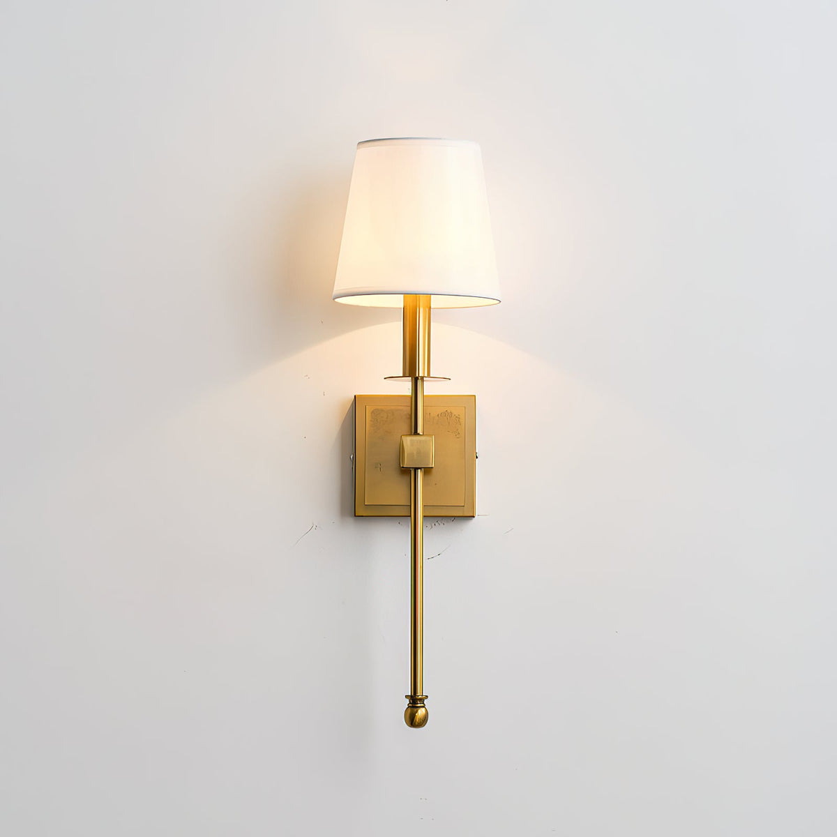 monroe-wall-lamp