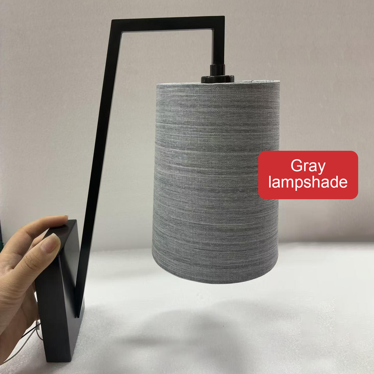monty-wall-lamp