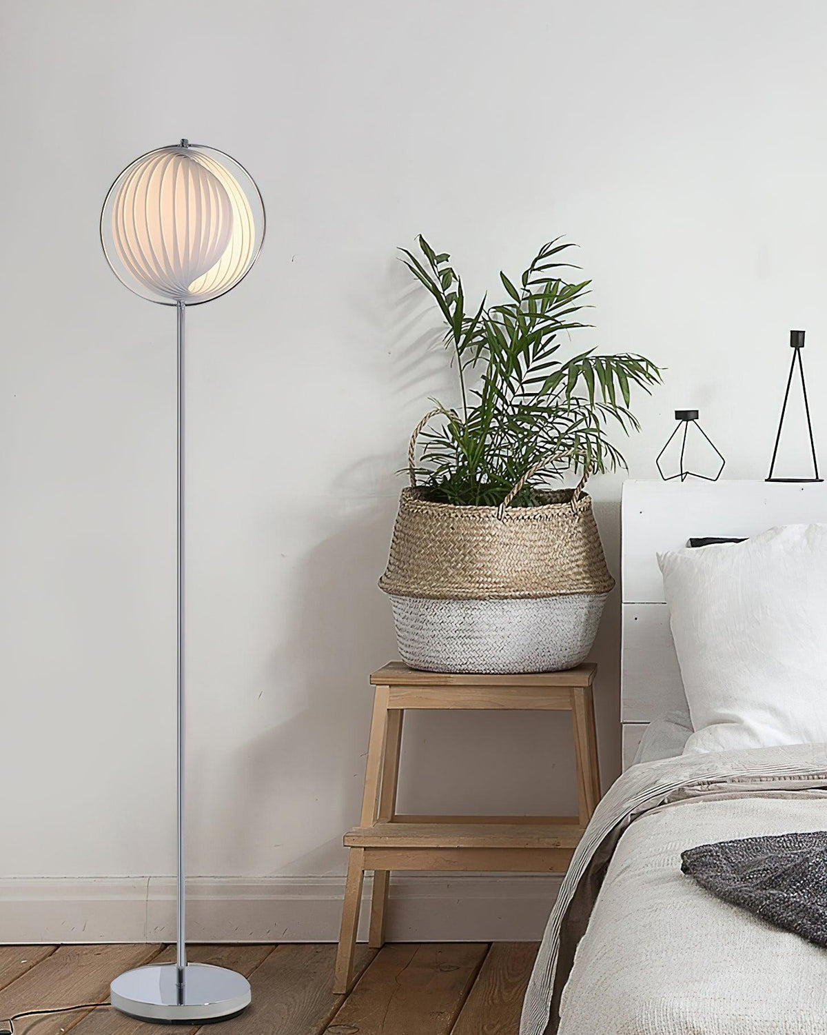 moon-echo-floor-lamp