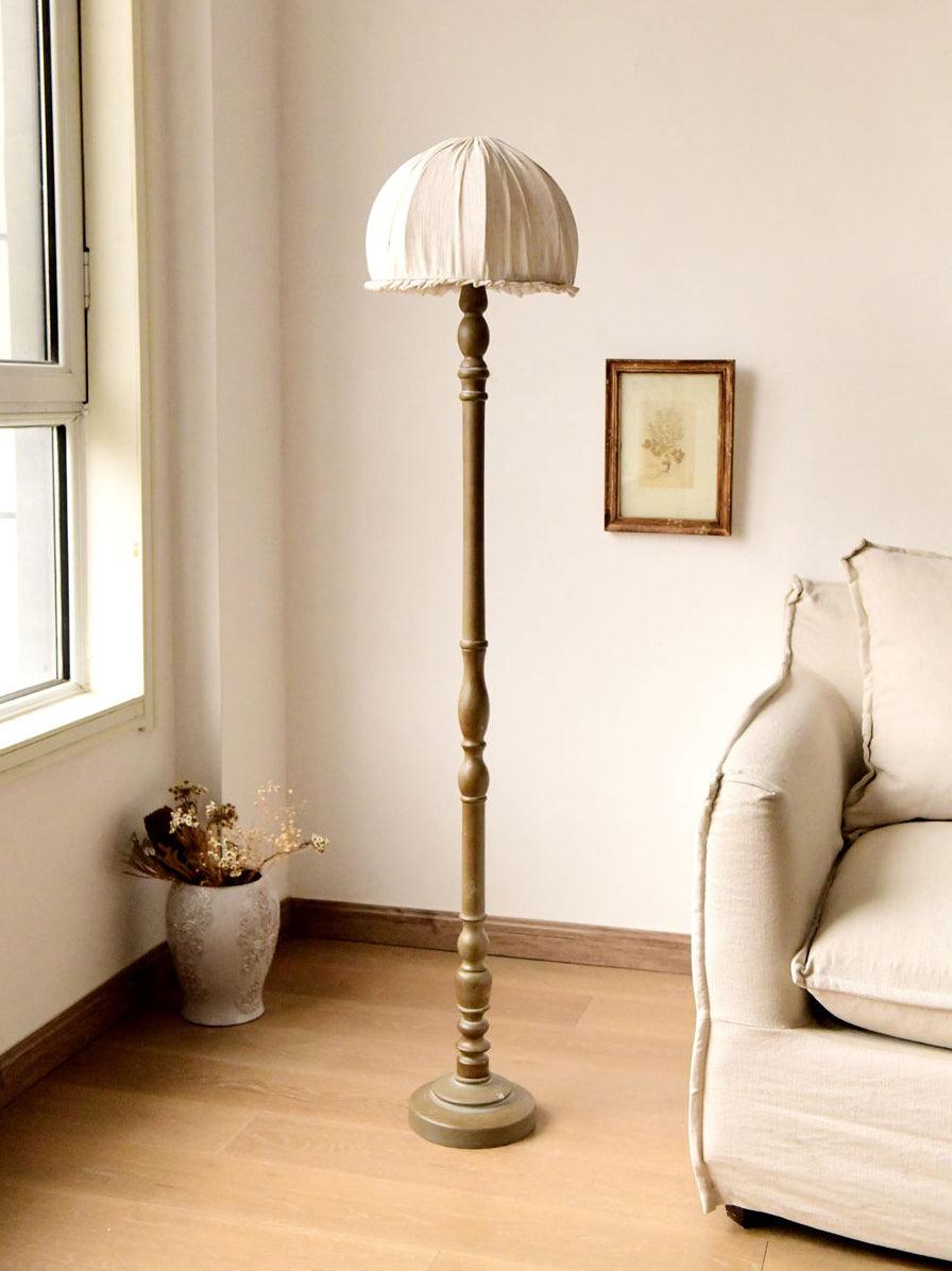 moonshine-wood-floor-lamp