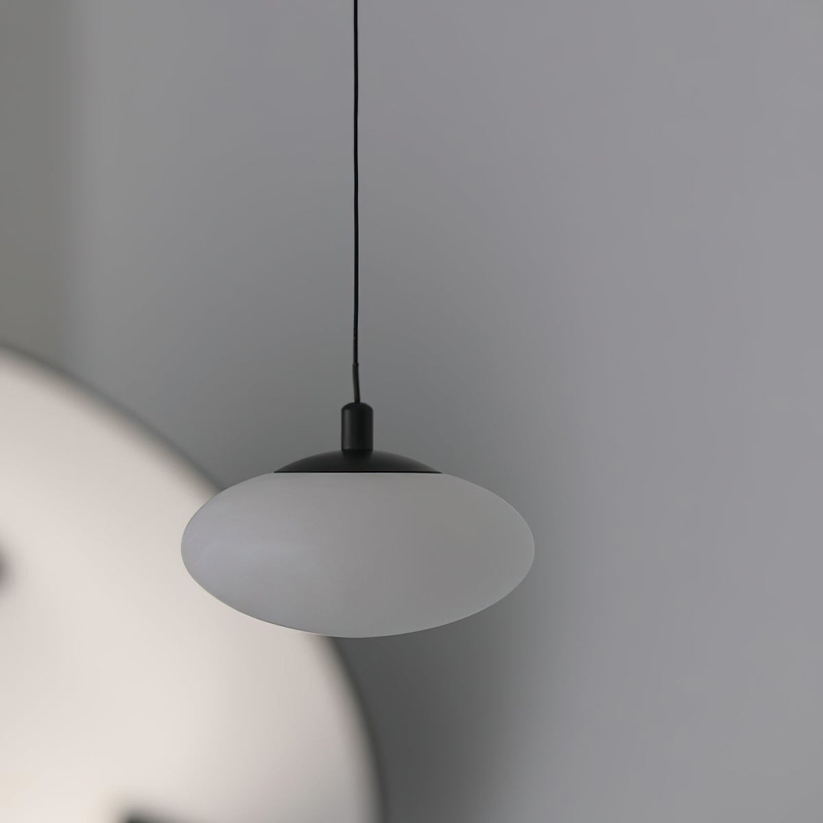 moonstone-pendant-lamp