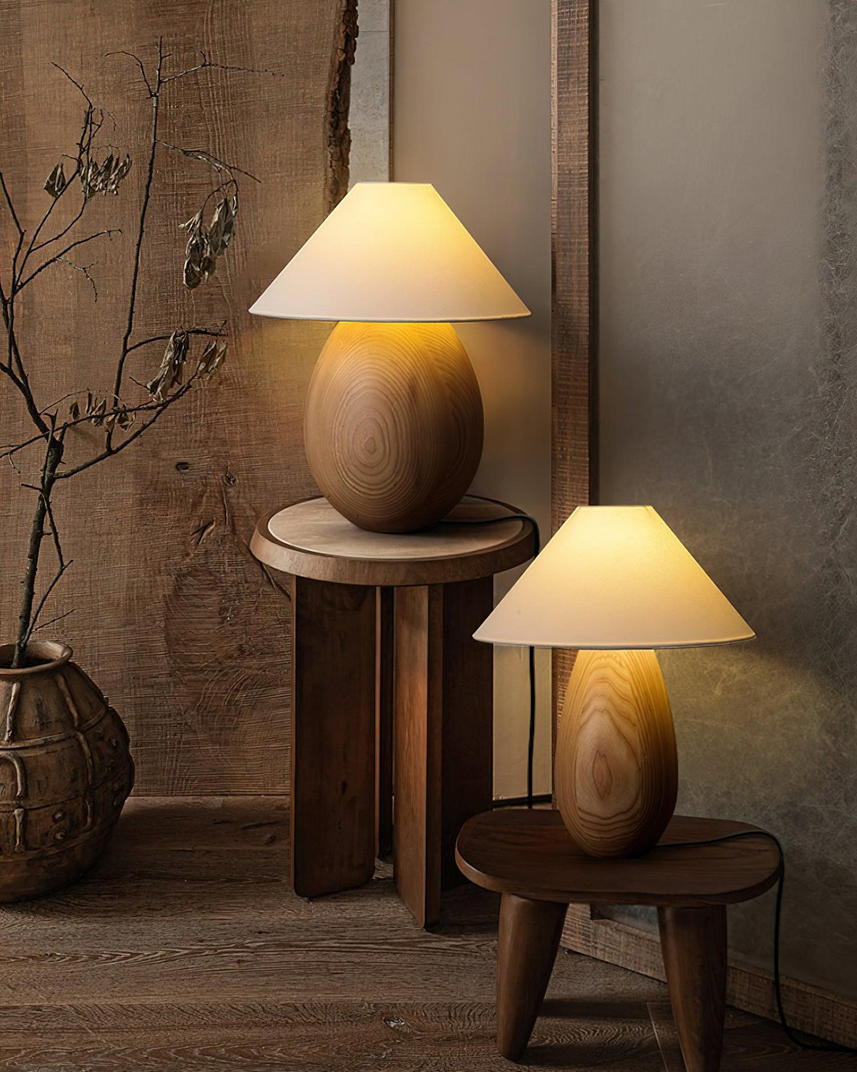 mountain-wood-table-lamp