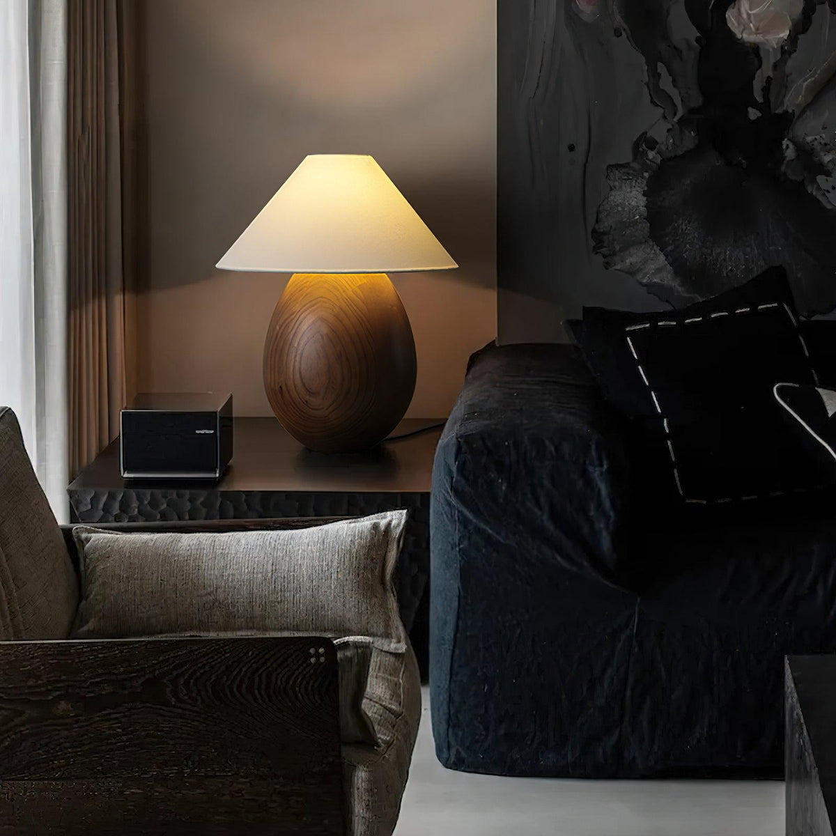 mountain-wood-table-lamp