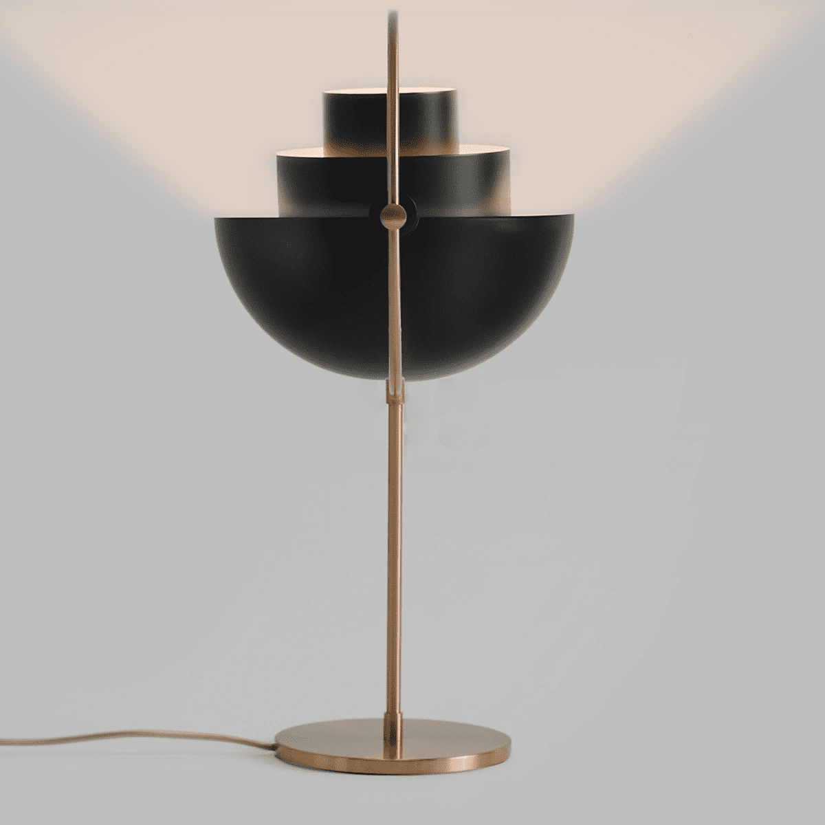 Deformed Ball Table Lamp