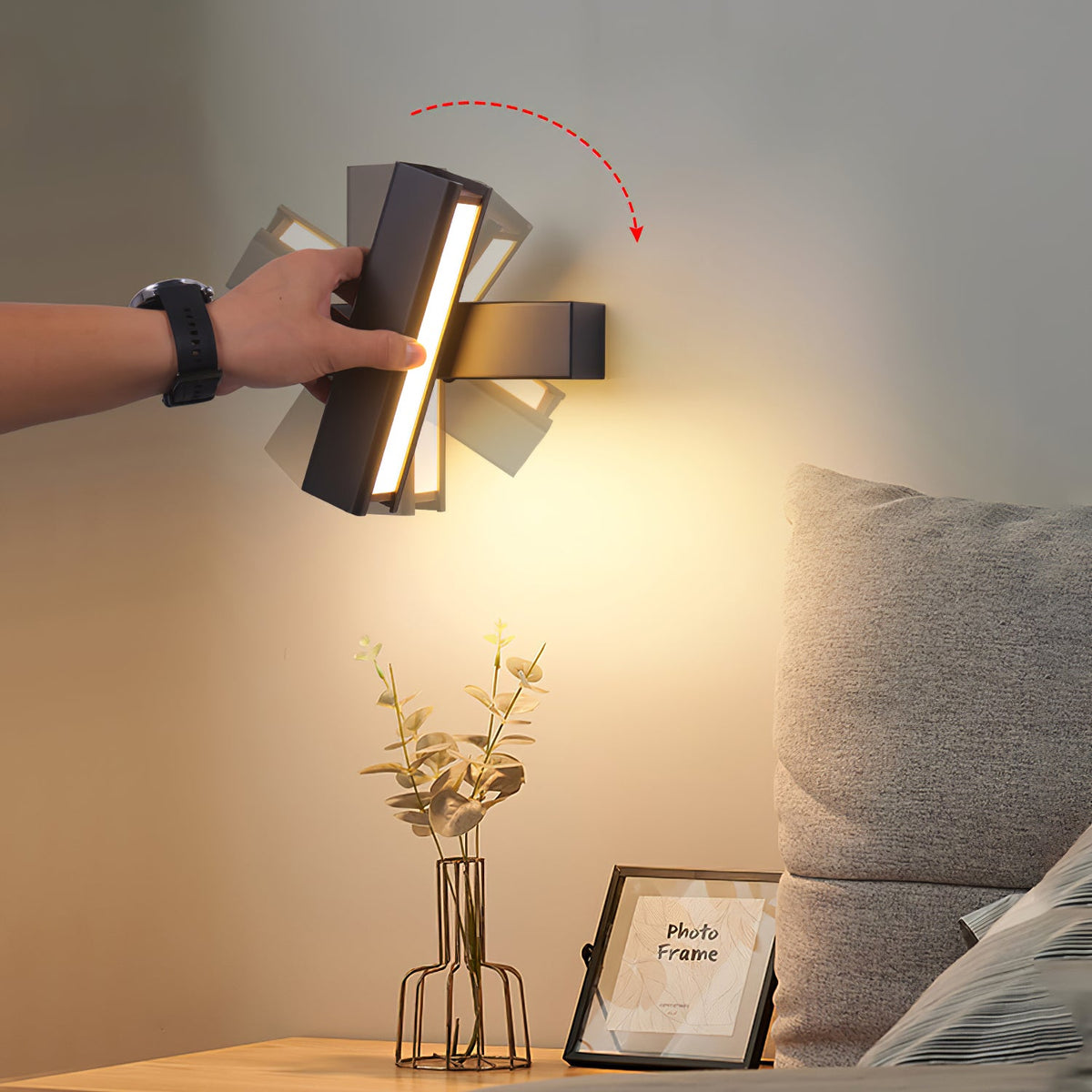 pixel-rotating-wall-lamp
