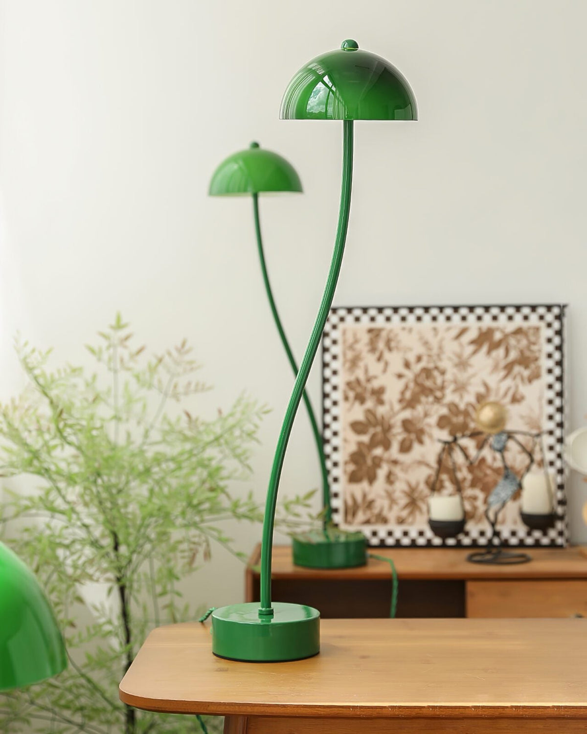 Mung Bean Sprouts Table Lamp
