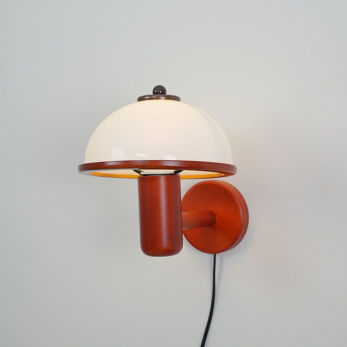 Seren Mushroom Oak Wall Lamp