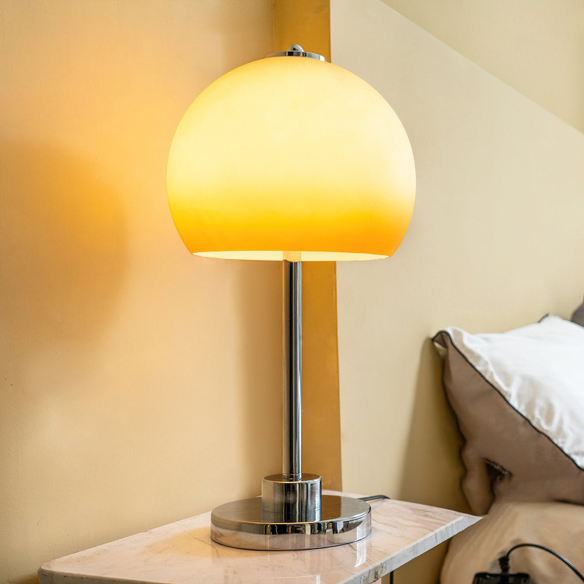 Mushroom Head Table Lamp