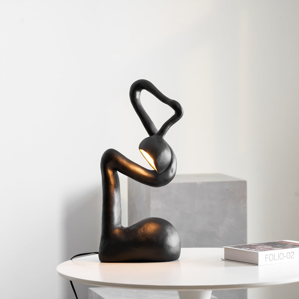 Myrrh Sculptural Table Lamp – Modern Art Deco LED Accent Light