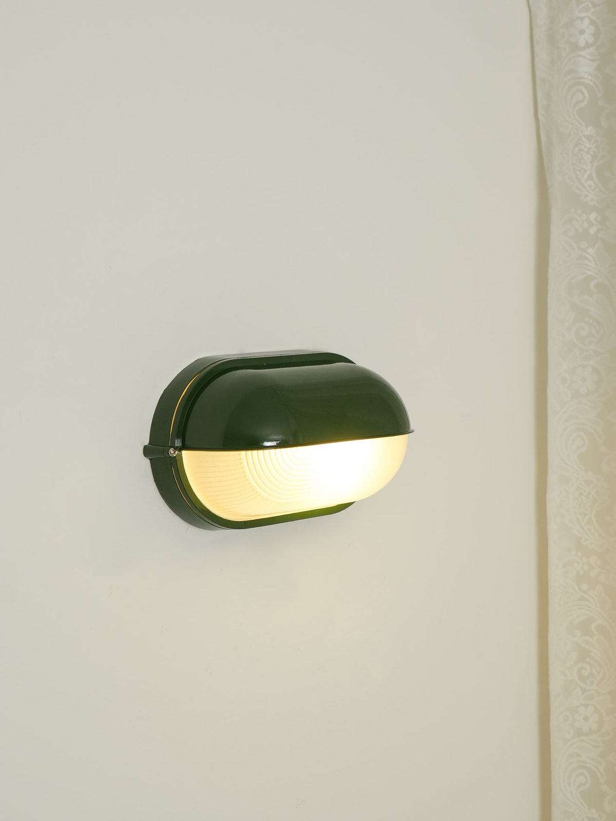 nauticus-outdoor-wall-lamp