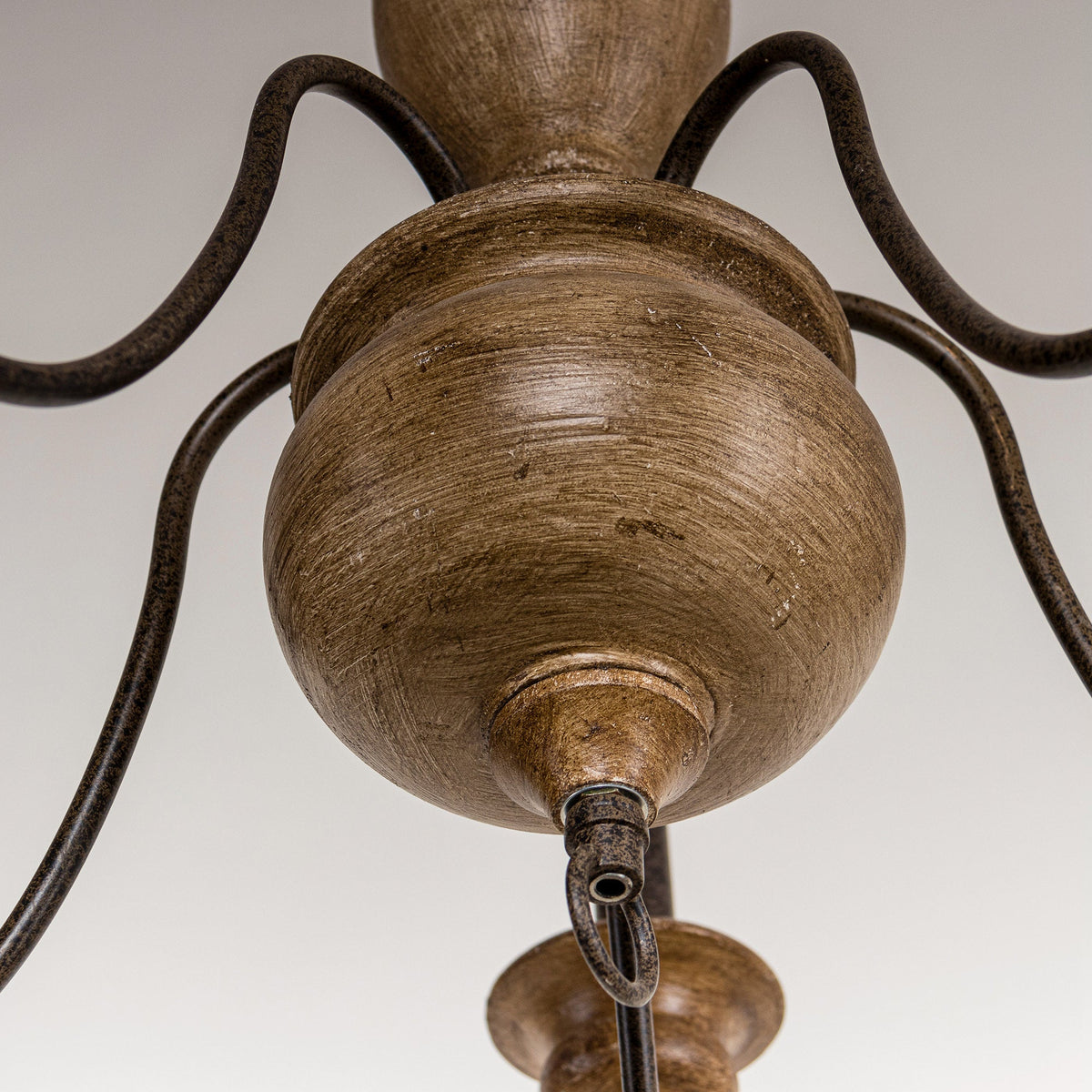 neddy-wood-chandelier