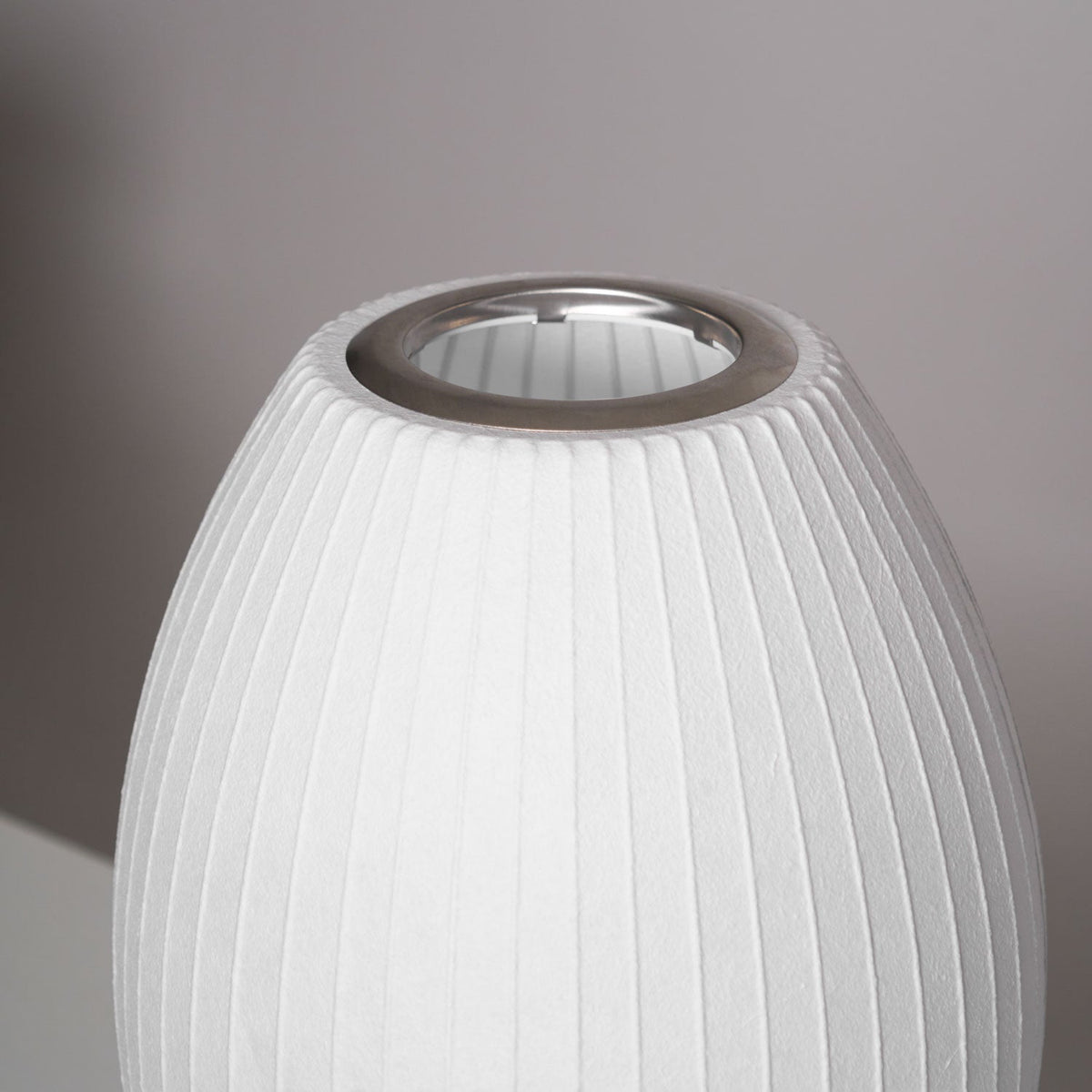 Tripod Bubble Table Lamp – Mid-Century Modern Sculptural Lighting